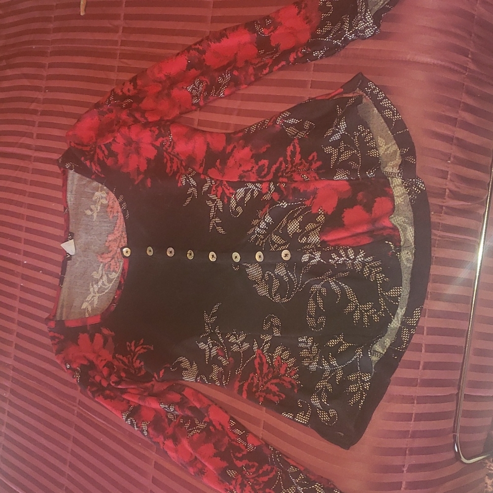Floral print blouse